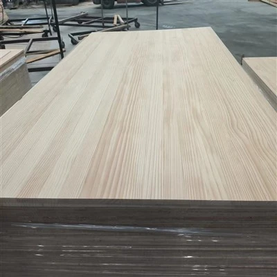Bord Adhmaid Glued Pine Egde
